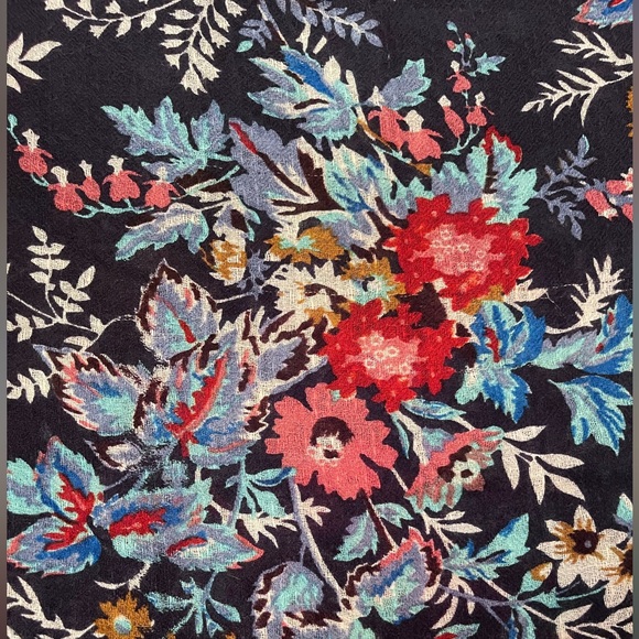 Scarf - Antoine & Lili purchased in Paris store.Colors are rich and elegant. - Picture 6 of 11